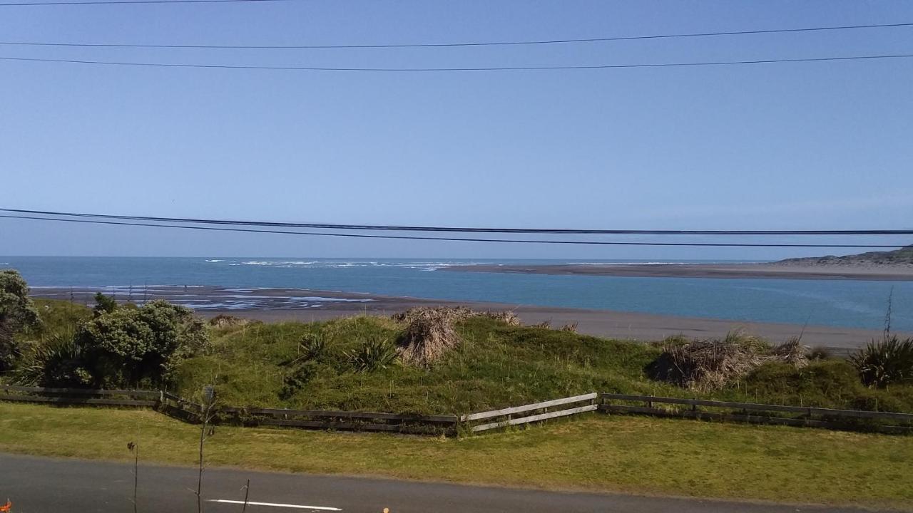 Karoro The Front Bach With Views To For!